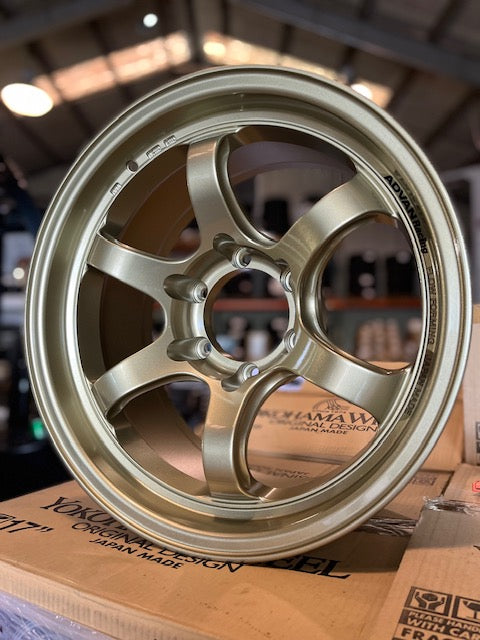 Advan RG-D2 Wheel 17x8.5 6x139.7 -10mm RACING GOLD METALLIC SET OF