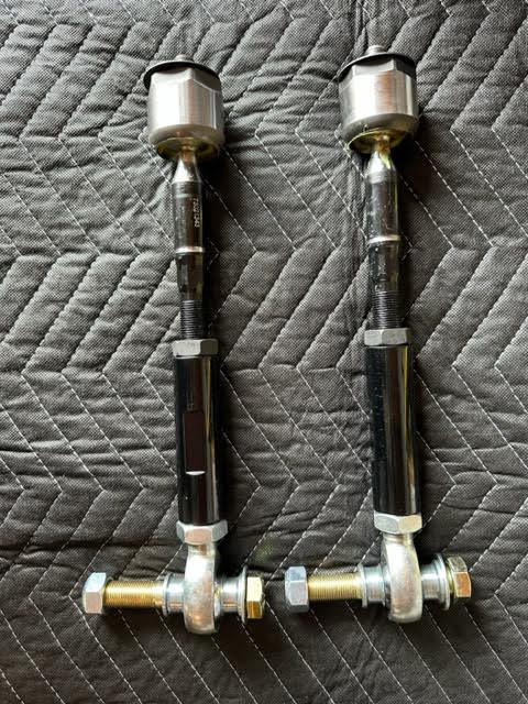 thumbnail image 2 of 6pc Front Inner & Outer Tie Rod Ends Kit Greasable For 2005-2018 Toyota Tacoma 2 of 5